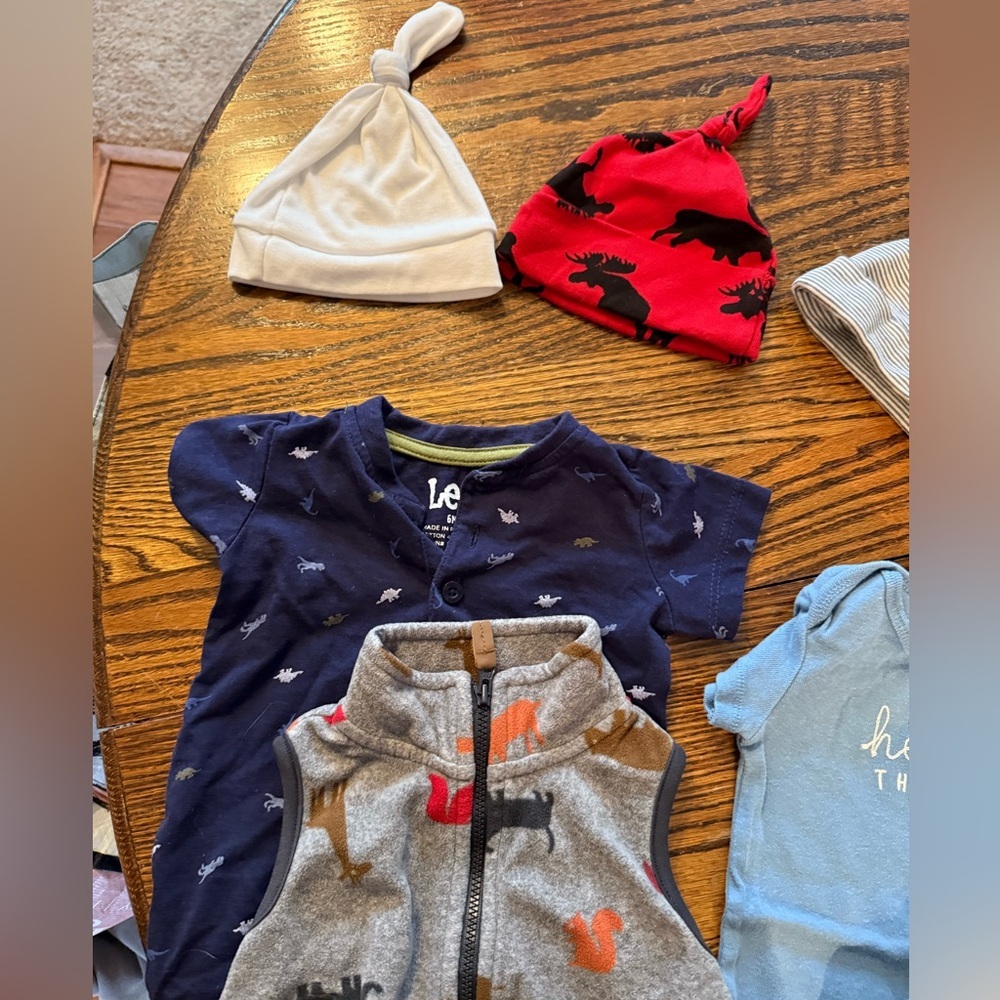 6 M Cloth Bundle W Sleep Sack & Socks - Picture 5 of 8